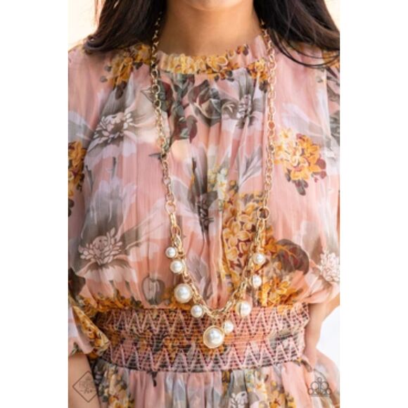 Revolving Refinement Gold Necklace (109) - Picture 1 of 3